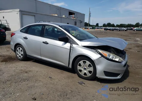 2016 Ford Focus S z USA, uszkodzony, nr VIN 1FADP3E27GL232960